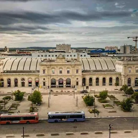 Centre, Parking Prive, Tramway Апартаменты